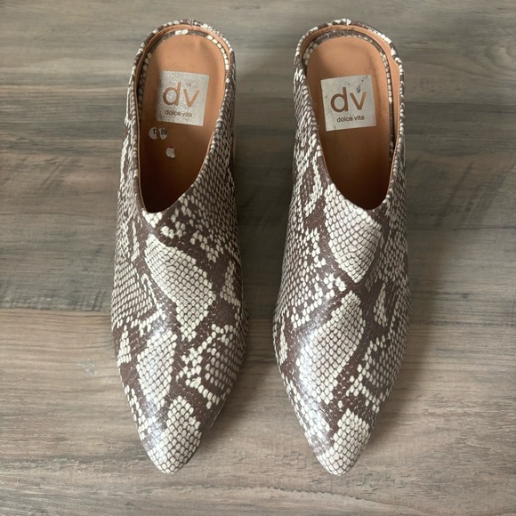 DOLCE VITA Ravyn Block Heel Mule - Size .5 - Natural Multi Snakeskin Print - Picture 2 of 12